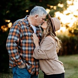 Meet your Posher, Marcia